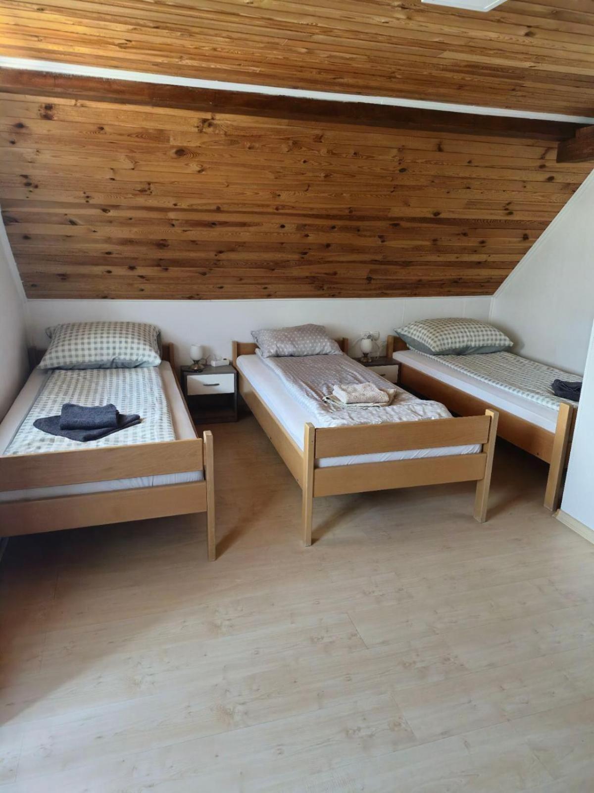 Kometer Soba Daire Bovec Dış mekan fotoğraf